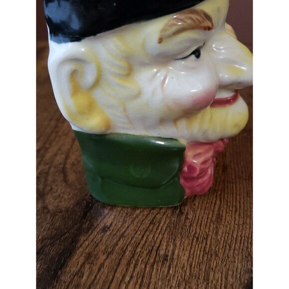 Vintage Charlie Toby Head Vase Porcelain Wall Pocket Winking Old Man Green Tie - Picture 11 of 11